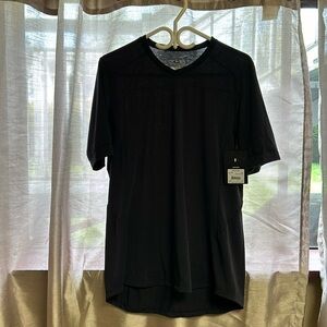 Black t shirt  side zippered pocket